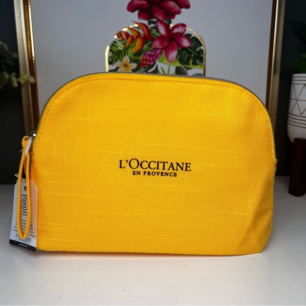 L'OCCITANE Vibrant Yellow Cosmetic Case